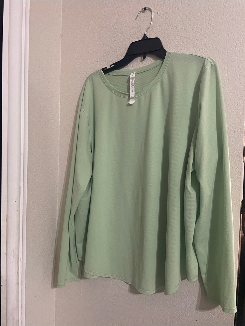 lululemon athletica Long-Sleeve Crewneck Top - Light Sage